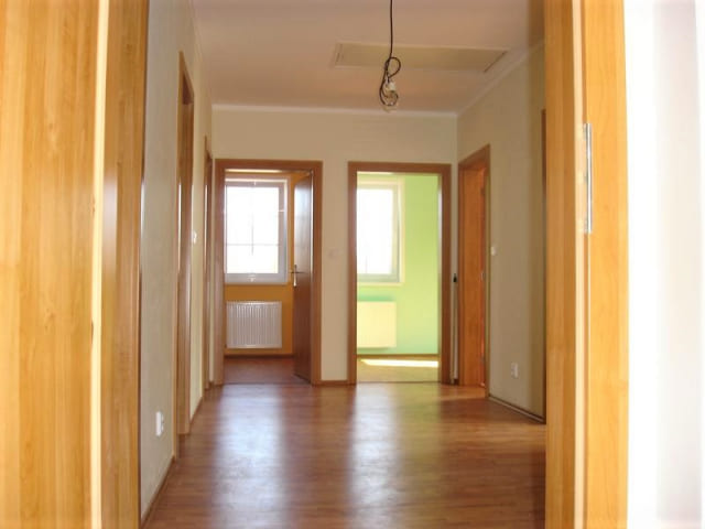 Rodinný dům - přestavba - fotografie 4