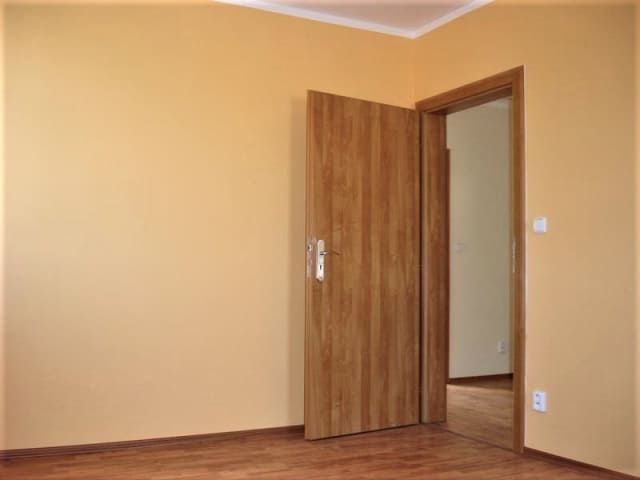 Rodinný dům - přestavba - fotografie 6