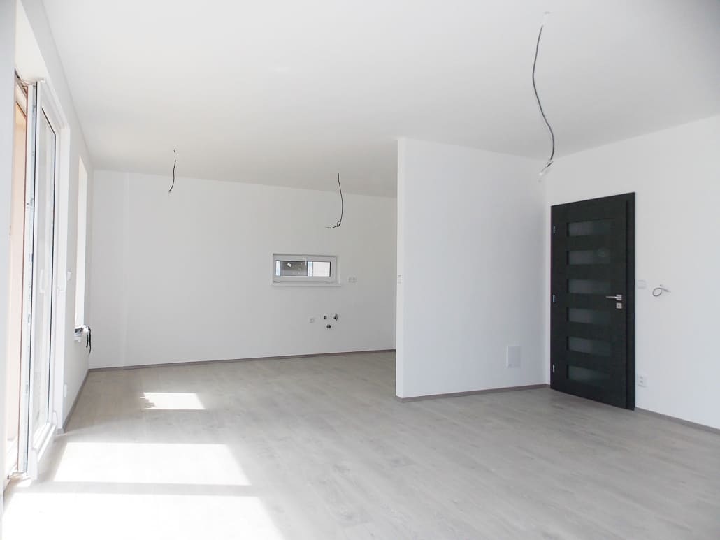 Rodinný dům - kompletní interiér - fotografie 6