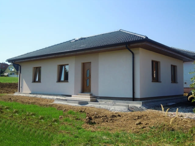 Rodinný dům - kompletní interiér - fotografie 8